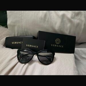 Versace Elegant Black Sunglasses